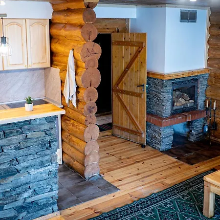 Chaletu Lambievi Kolibi Khakhn'ovo