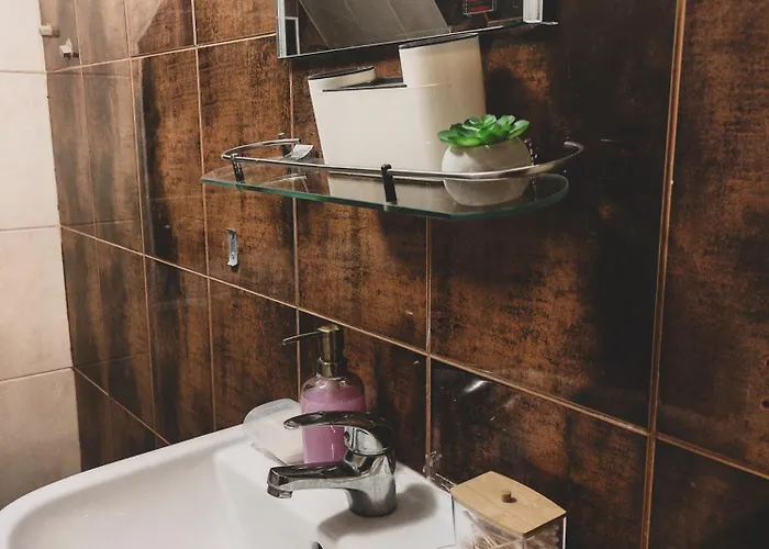 Alpehytte Lambievi Kolibi Khakhn'ovo