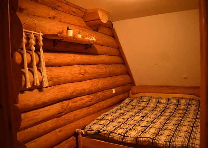 Lambievi Kolibi Chalet Khakhn'ovo